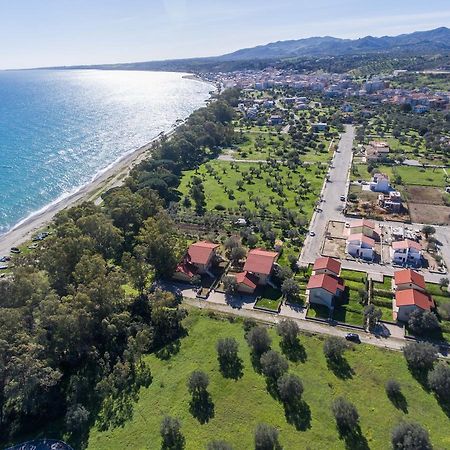 Residence Torretta Beach Crucoli Buitenkant foto